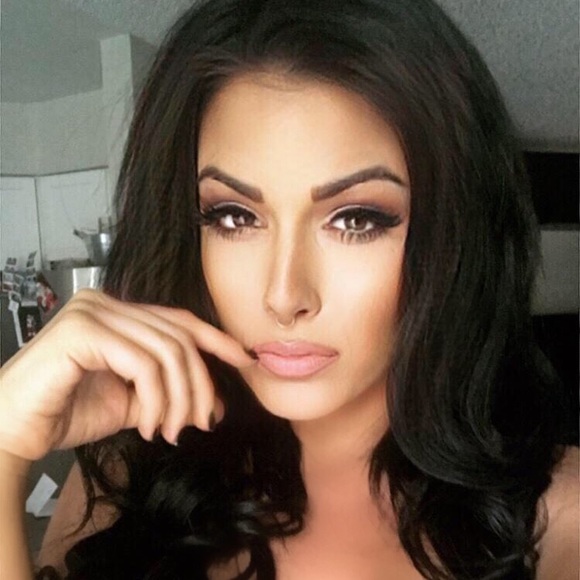 Meet your Posher, Brittany - Picture 1 of 1